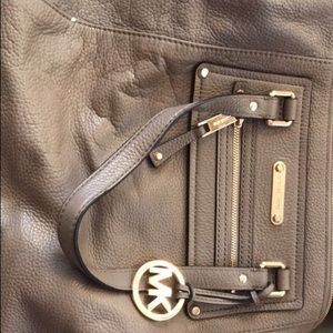 LIKE NEW!  Michael Kors satchel bag!